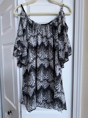 Women's Black & White Cold-Shoulder Swim Coverup